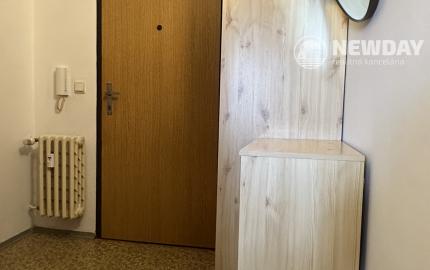 ✨ NEWDAY | NA PRENÁJOM – garsónka s lodžiou a pivnicou | Lavičková ul. Trenčín – Juh | 33 m2