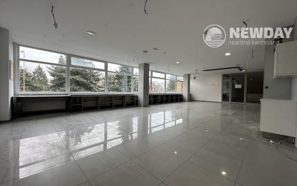 NA PRENÁJOM ZREKONŠTRUOVANÝ obchodný priestor pre kancelárie či prevádzku, Nová Dubnica - 124-150 m2