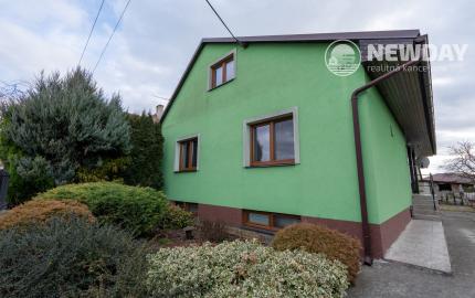 NA PREDAJ zrekonštruovaný rodinný dom - na pozemku možná stavba ďalšieho RD - Borčice