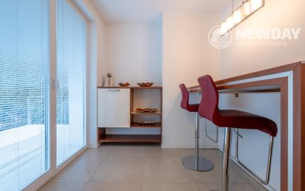 NEWDAY | NA PRENÁJOM rodinný dom na podnikanie | 117 m2 kancelárie, 29 m2 sklad | 505 m2 pozemok | Bezručova - Trenčín