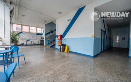 NEWDAY | NA PRENÁJOM funkčné udržiavané výrobné / skladové priestory |  do 12 000 m2 | bývalá budova Honeywellu | industriálny park na Nitrianskej ceste - Partizánske