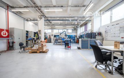 NEWDAY | NA PRENÁJOM funkčné udržiavané výrobné / skladové priestory |  do 12 000 m2 | bývalá budova Honeywellu | industriálny park na Nitrianskej ceste - Partizánske