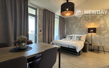 NEWDAY | NA PREDAJ 2-izbový apartmán + KK (39,3 m2) + lodžia 8,9 m2 | Jánsky rezort - Liptovský Ján