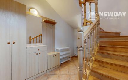 NEWDAY | NA PREDAJ 25-ročný rodinný dom s 2 bytovými jednotkami | 358 m2 úžitková plocha | 420 m2 pozemok | Partizánska - Trenčianske Teplice