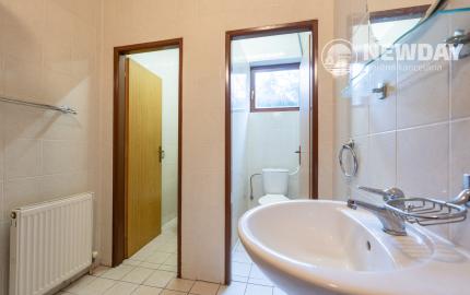 NEWDAY | NA PREDAJ 25-ročný rodinný dom s 2 bytovými jednotkami | 358 m2 úžitková plocha | 420 m2 pozemok | Partizánska - Trenčianske Teplice