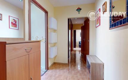 NEWDAY | NA PREDAJ priestranný 4-izbový byt s balkónom | 84 m² | Pezinok – Muškátová