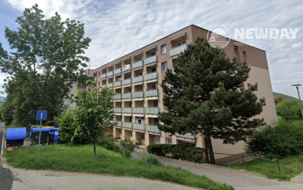 ✨ NEWDAY | NA PRENÁJOM – garsónka s lodžiou a pivnicou | Lavičková ul. Trenčín – Juh | 33 m2