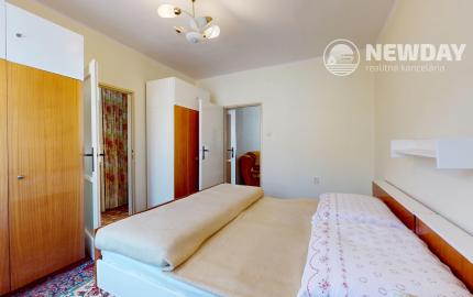 NEWDAY | NA PREDAJ 3-izbový byt | pôvodný stav | SNP – Trenčianske Teplice | 68,5 m2 úžitkovej plochy