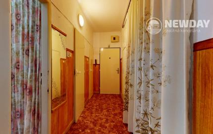 NEWDAY | NA PREDAJ 3-izbový byt | pôvodný stav | SNP – Trenčianske Teplice | 68,5 m2 úžitkovej plochy