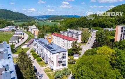 NEWDAY | NA PREDAJ 3-izbový byt | pôvodný stav | SNP – Trenčianske Teplice | 68,5 m2 úžitkovej plochy