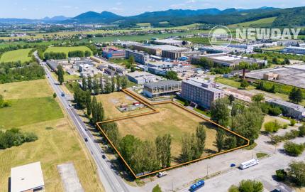 NEWDAY | NA PREDAJ lukratívny stavebný pozemok vedľa hlavného ťahu | občianska vybavenosť, výroba, sklady... | Dubnica nad Váhom | 14 011 m2