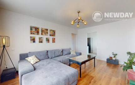 NEWDAY | NA PREDAJ | zrekonštruovaný 3-izbový byt s lodžiou, balkónom a s výhľadom na hrad | Trenčín – Hodžova | úžitková plocha 71 m²