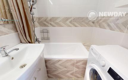 NEWDAY | NA PREDAJ | zrekonštruovaný 3-izbový byt s lodžiou, balkónom a s výhľadom na hrad | Trenčín – Hodžova | úžitková plocha 71 m²