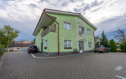 NEWDAY | NA PRENÁJOM obchodný priestor s plechovým skladom | 99 m2 + 40 m2 | Pivovarská - Ilava