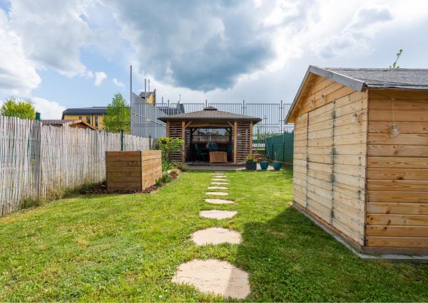 NEWDAY | rodinné bývanie s vlastnou záhradou, garážou a súkromím | Gagarinova ul., Nová Dubnica - 98 m2