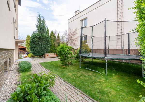 NEWDAY | rodinné bývanie s vlastnou záhradou, garážou a súkromím | Gagarinova ul., Nová Dubnica - 98 m2