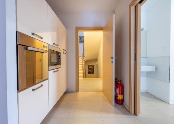 NEWDAY | NA PRENÁJOM rodinný dom na podnikanie | 117 m2 kancelárie, 29 m2 sklad | 505 m2 pozemok | Bezručova - Trenčín