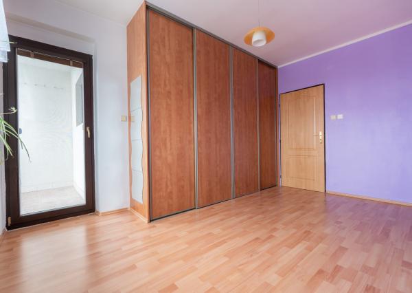 NEWDAY | NA PREDAJ priestranný 5-izbový podpivničený rodinný dom | 265 m2 úžitková plocha | 409 m2 pozemok | A. Sládkoviča - Nová Dubnica