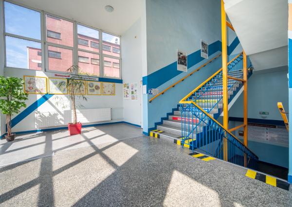 NEWDAY | NA PRENÁJOM funkčné udržiavané výrobné / skladové priestory |  do 12 000 m2 | bývalá budova Honeywellu | industriálny park na Nitrianskej ceste - Partizánske