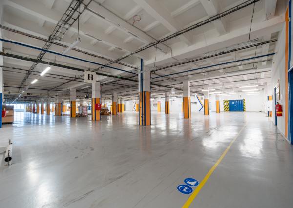 NEWDAY | NA PRENÁJOM funkčné udržiavané výrobné / skladové priestory |  do 12 000 m2 | bývalá budova Honeywellu | industriálny park na Nitrianskej ceste - Partizánske