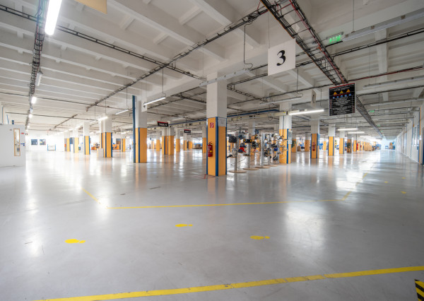 NEWDAY | NA PRENÁJOM funkčné udržiavané výrobné / skladové priestory |  do 12 000 m2 | bývalá budova Honeywellu | industriálny park na Nitrianskej ceste - Partizánske