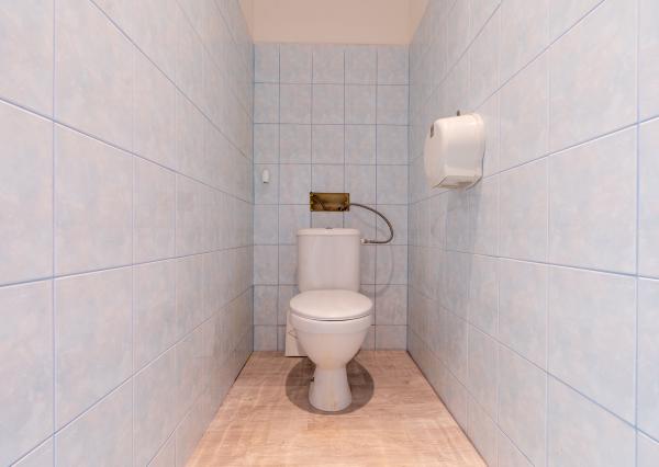 !!! AKCIOVÁ CENA - UŽ OD 3,90 EUR / M2 | NA PRENÁJOM funkčné obchodné / kancelárske priestory rôznej metráže | industriálny park na Nitrianskej ceste - Partizánske