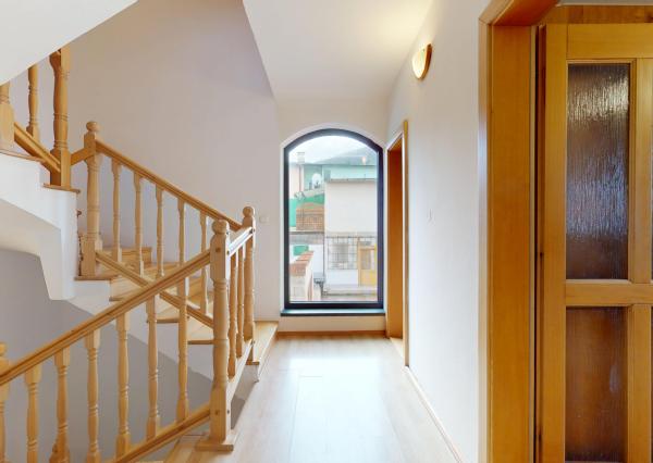 NEWDAY | NA PREDAJ 25-ročný rodinný dom s 2 bytovými jednotkami | 358 m2 úžitková plocha | 420 m2 pozemok | Partizánska - Trenčianske Teplice