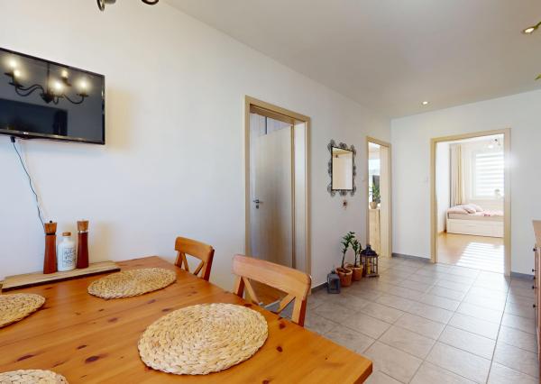 NEWDAY | NA PREDAJ priestranný 4-izbový byt s lodžiou | 90 m² | Dubnica nad Váhom – Centrum II.