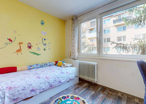 NEWDAY | NA PREDAJ priestranný 4-izbový byt s balkónom | 84 m² | Pezinok – Muškátová