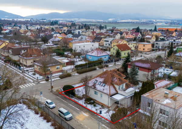 NEWDAY | NA PRENÁJOM moderný reprezentatívny dom na podnikanie | 210 m2 rozloha | 505 m2 pozemok | Bezručova - Trenčín