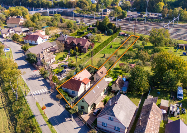 NA PREDAJ | rodinný dom pri Váhu | pozemok 951 m2 | Púchov - Horné Kočkovce - Továrenská