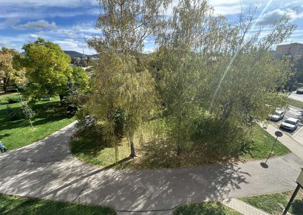 NEWDAY | NA PRENÁJOM | 2-izbový slnečný byt s 2 balkónmi | SNP | 59 m²