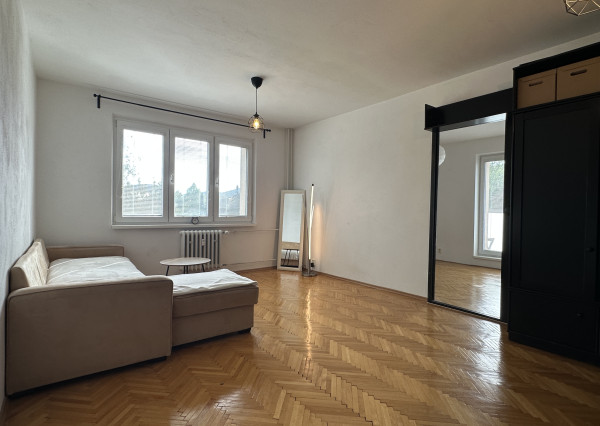 NEWDAY | NA PRENÁJOM | 2-izbový slnečný byt s 2 balkónmi | SNP | 59 m²