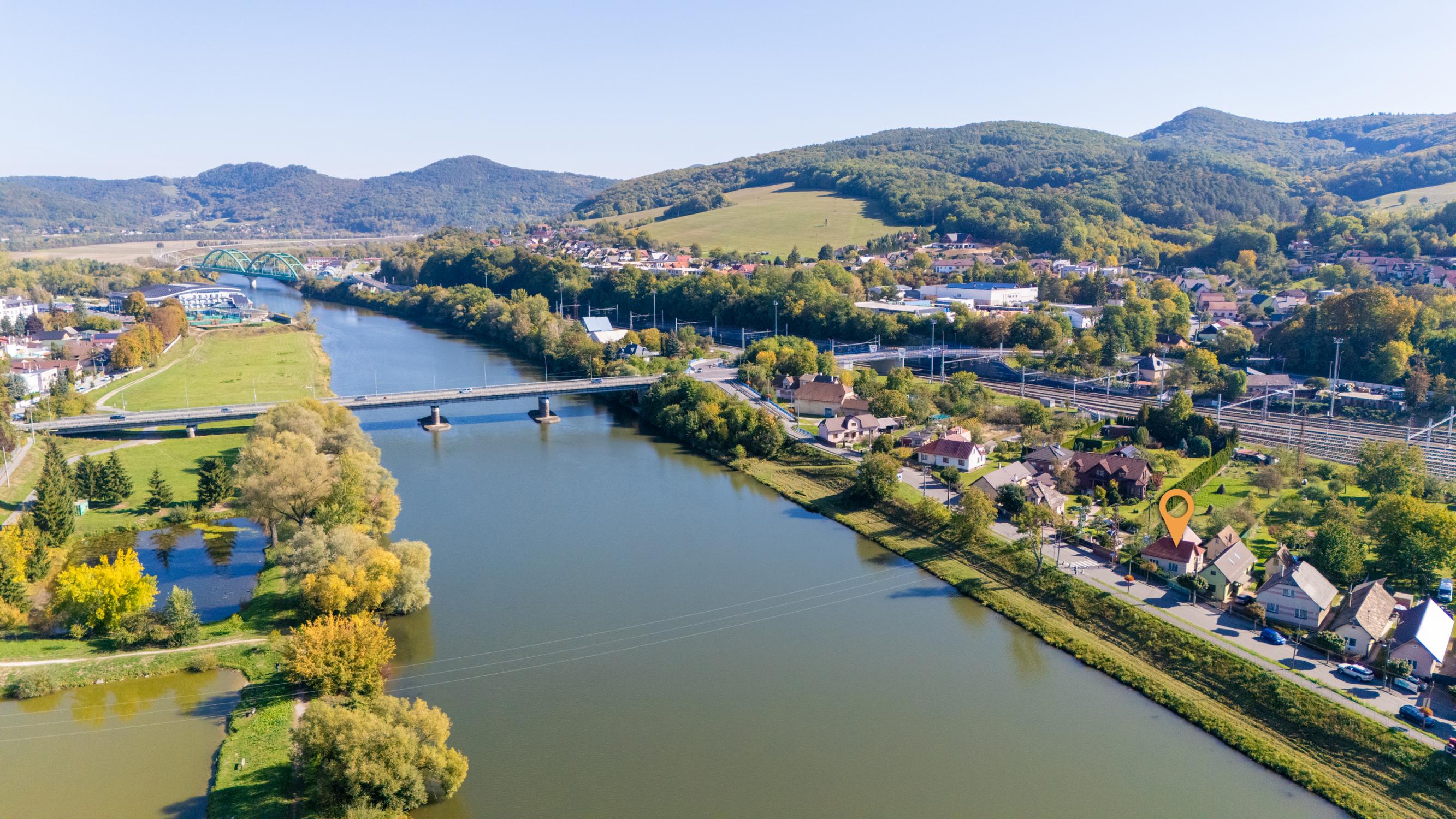 NA PREDAJ | rodinný dom pri Váhu | pozemok 951 m2 | Púchov - Horné Kočkovce - Továrenská